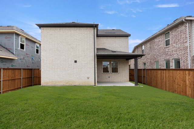 14201 Gallatin Street, Pilot Point, TX 76258