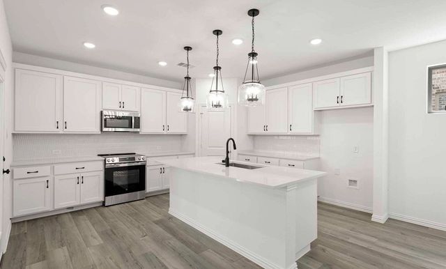 14201 Gallatin Street, Pilot Point, TX 76258