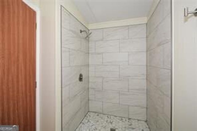 50 Damascus Road, Talking Rock, GA 30175