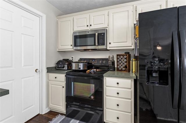 90 Stallsworth Road, Mcdonough, GA 30252