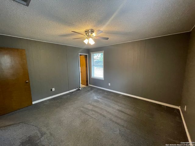 1346 Carnation, New Braunfels, TX 78130
