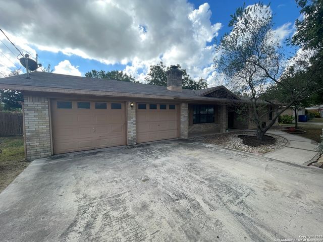 1346 Carnation, New Braunfels, TX 78130