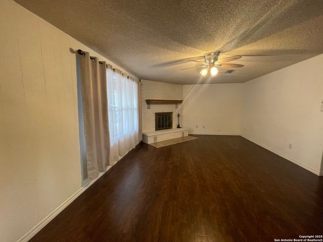 1346 Carnation, New Braunfels, TX 78130