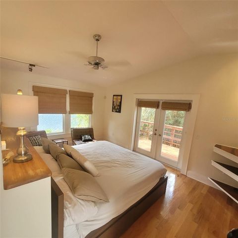 2916 W BAY COURT AVENUE, Tampa, FL 33611