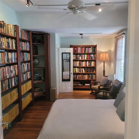 2916 W BAY COURT AVENUE, Tampa, FL 33611