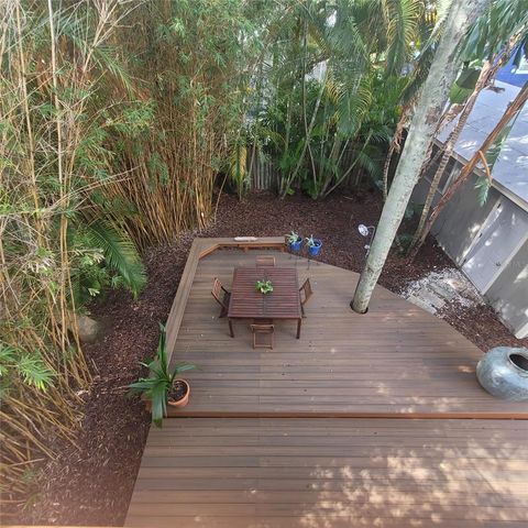 2916 W BAY COURT AVENUE, Tampa, FL 33611