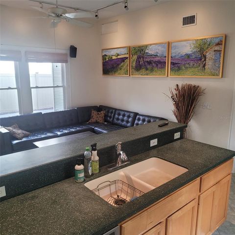2916 W BAY COURT AVENUE, Tampa, FL 33611