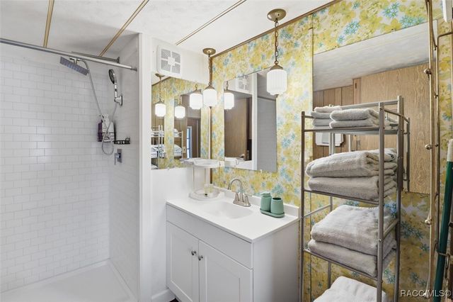 7749 W Chassahowitzka Street, Homosassa, FL 34448