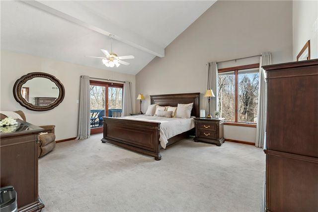 100 Judy Dr, Collier Twp, PA 15106