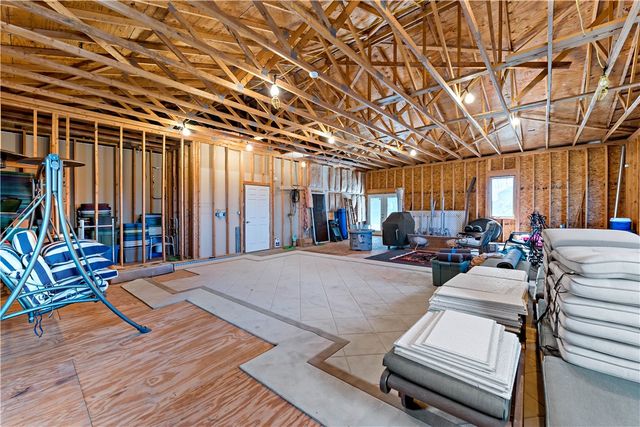 100 Judy Dr, Collier Twp, PA 15106