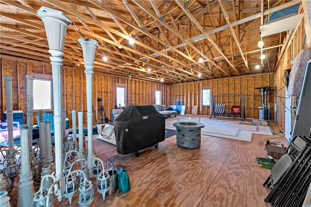 100 Judy Dr, Collier Twp, PA 15106