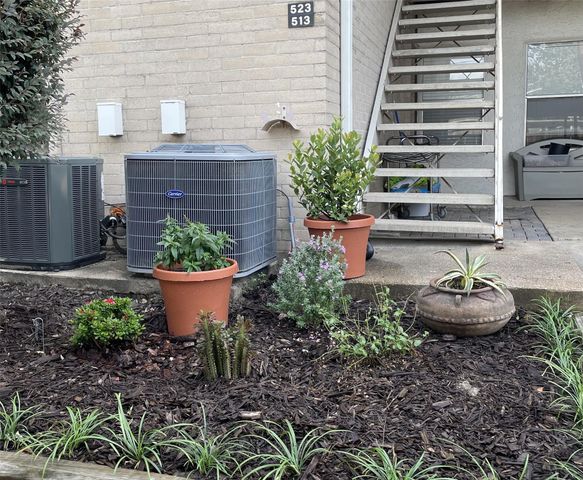 2011 Spenwick Drive 511, Houston, TX 77055