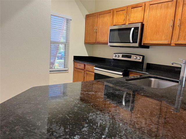 8431 CRYSTAL COVE LOOP, Kissimmee, FL 34747