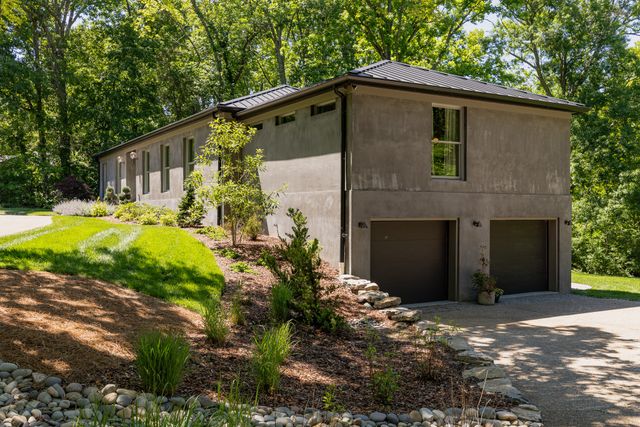 6003 Sherwood Dr, Nashville, TN 37215