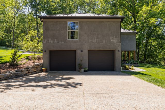 6003 Sherwood Dr, Nashville, TN 37215