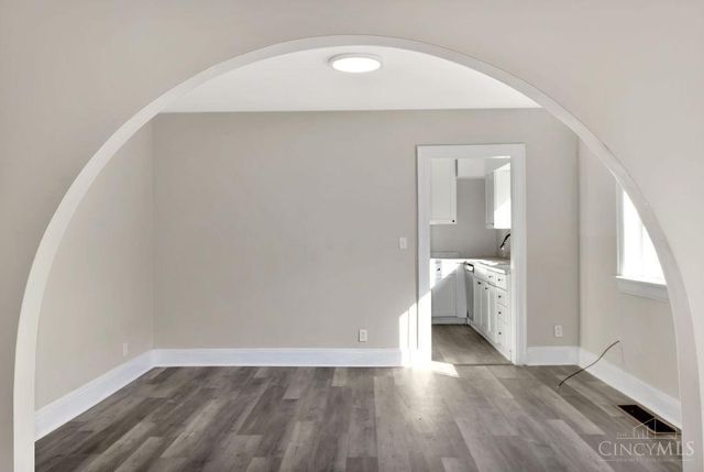 1522 Kenova Avenue, Cincinnati, OH 45237