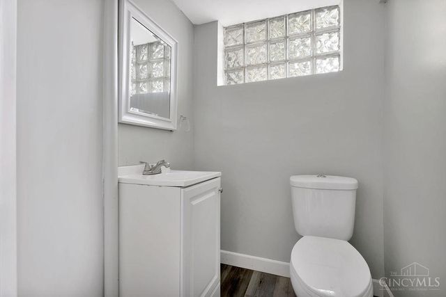 1522 Kenova Avenue, Cincinnati, OH 45237