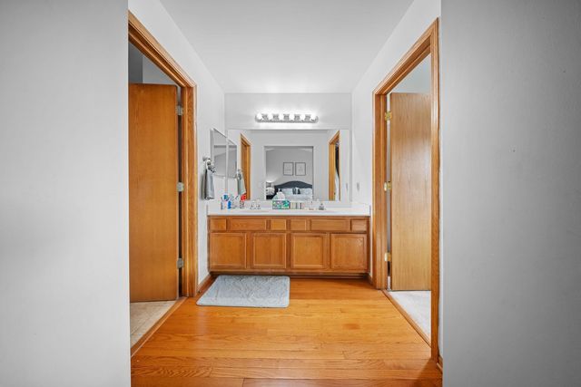 1960 Tuscany Lane, Romeoville, IL 60446