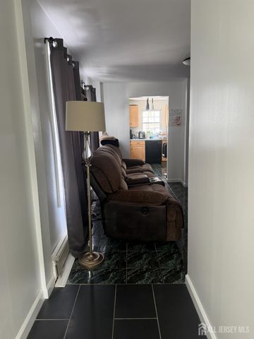 20 Lincoln Avenue, Carteret, NJ 07008