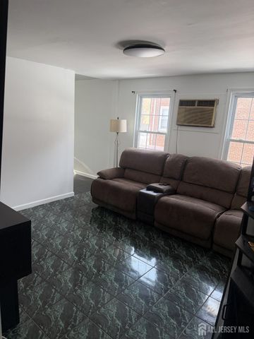 20 Lincoln Avenue, Carteret, NJ 07008