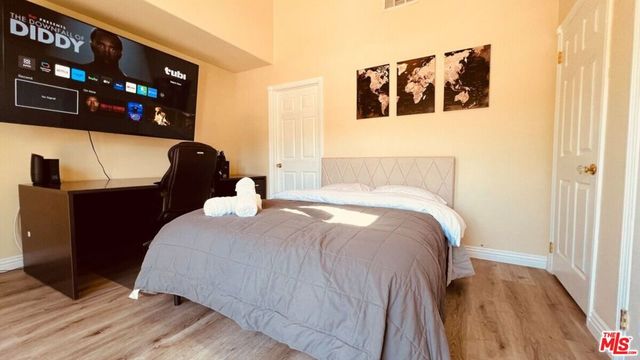 4324 Saltillo Street, Woodland Hills, CA 91364