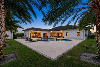 10352 NW 131st Street, Hialeah Gardens, FL 33018