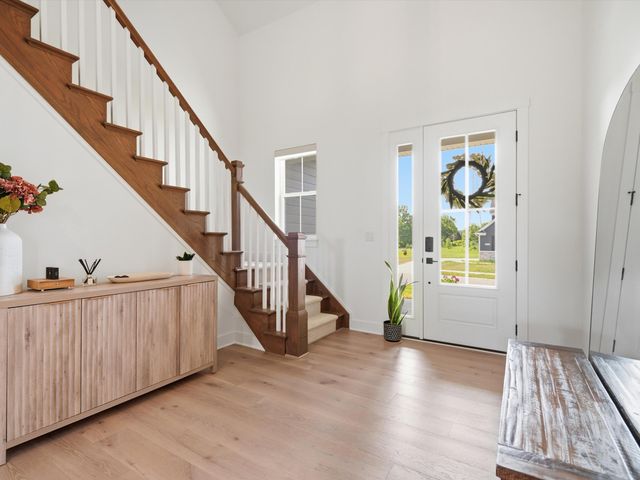 6081 Lincolnshire Drive, Saline, MI 48176