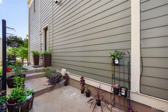 3471 Hiram Street, St Charles, MO 63301