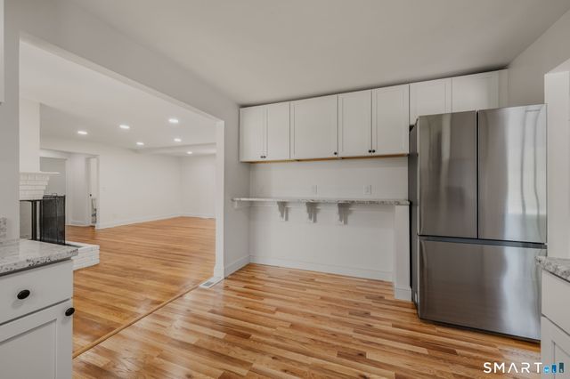 86 Pegasus Drive, Groton, CT 06340