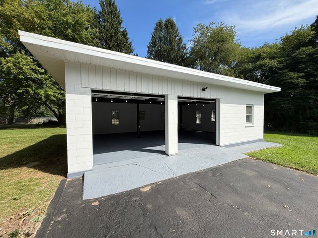 86 Pegasus Drive, Groton, CT 06340