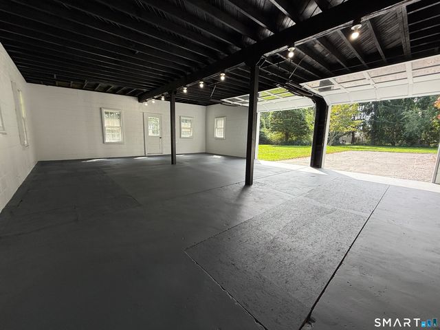 86 Pegasus Drive, Groton, CT 06340