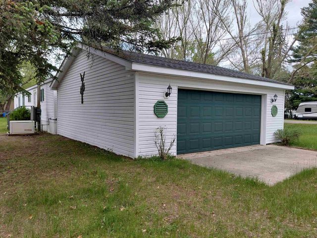10388 Fisherman Trail, Lake, MI 48632