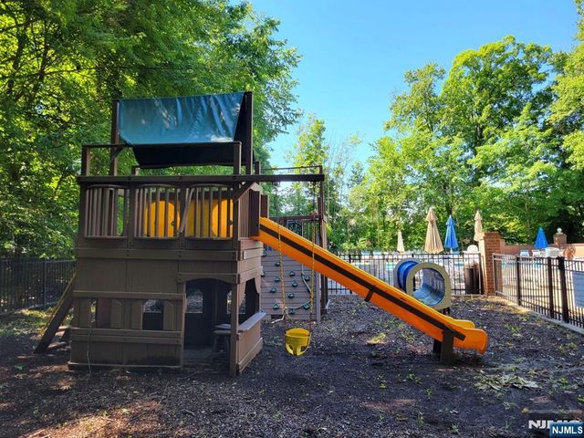 1248 Mulberry Drive, Mahwah, NJ 07430
