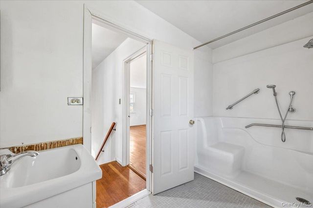 19 Wright Place, Scarsdale, NY 10583