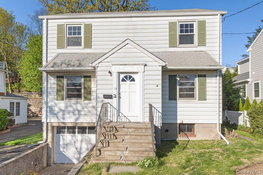 19 Wright Place, Scarsdale, NY 10583