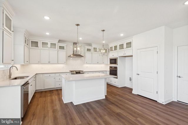 24206 BLUELINE LN, Millville, DE 19967