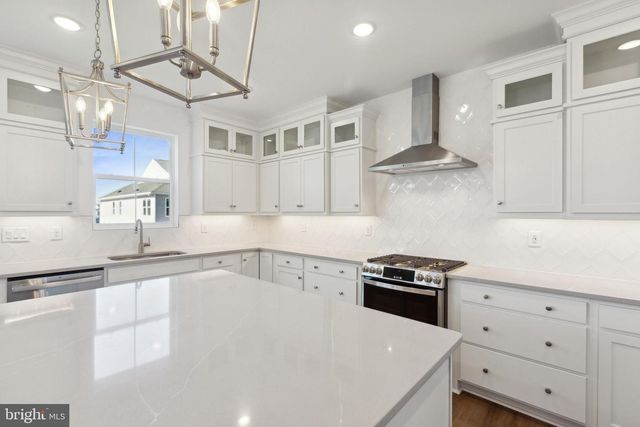 24206 BLUELINE LN, Millville, DE 19967