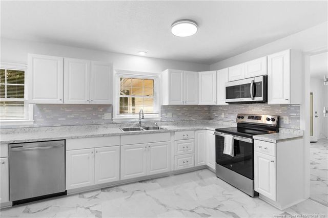 2513 Colgate Drive, Fayetteville, NC 28304