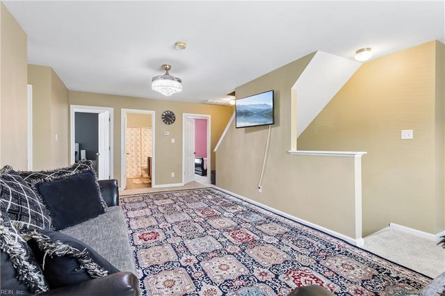 219 Dogwood RD, Yorktown, VA 23690