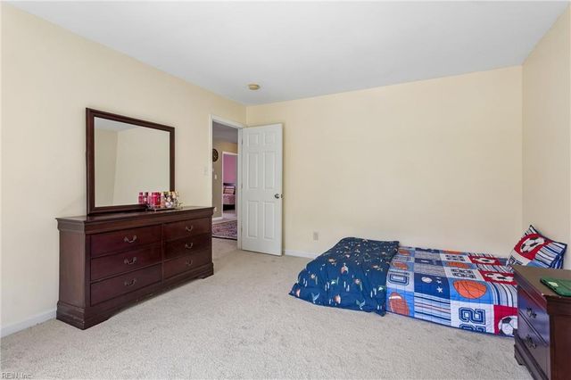 219 Dogwood RD, Yorktown, VA 23690