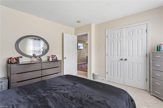 219 Dogwood RD, Yorktown, VA 23690