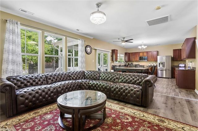 219 Dogwood RD, Yorktown, VA 23690