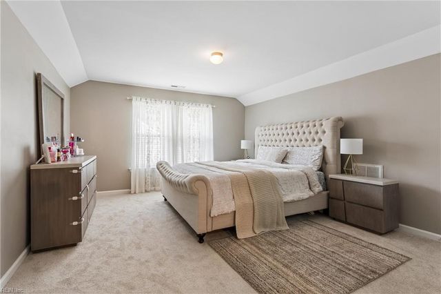 219 Dogwood RD, Yorktown, VA 23690