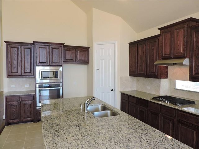 1031 River Rock Way, Carrollton, TX 75010