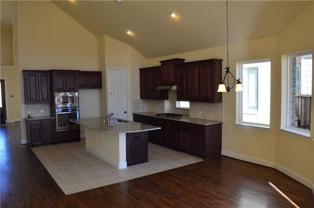 1031 River Rock Way, Carrollton, TX 75010