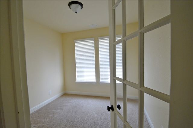 1031 River Rock Way, Carrollton, TX 75010