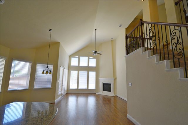 1031 River Rock Way, Carrollton, TX 75010