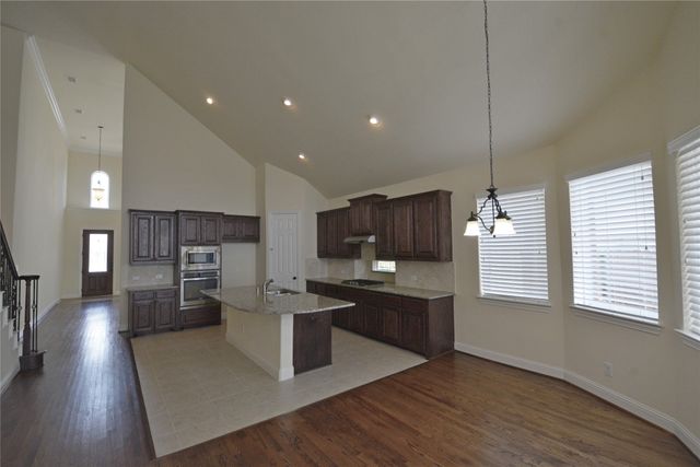 1031 River Rock Way, Carrollton, TX 75010