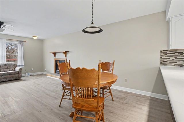 1011 Lakecrest Road, Lawrence, KS 66049