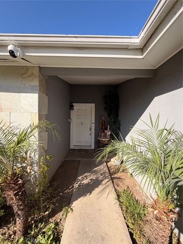 2403 W Almond, Orange, CA 92868